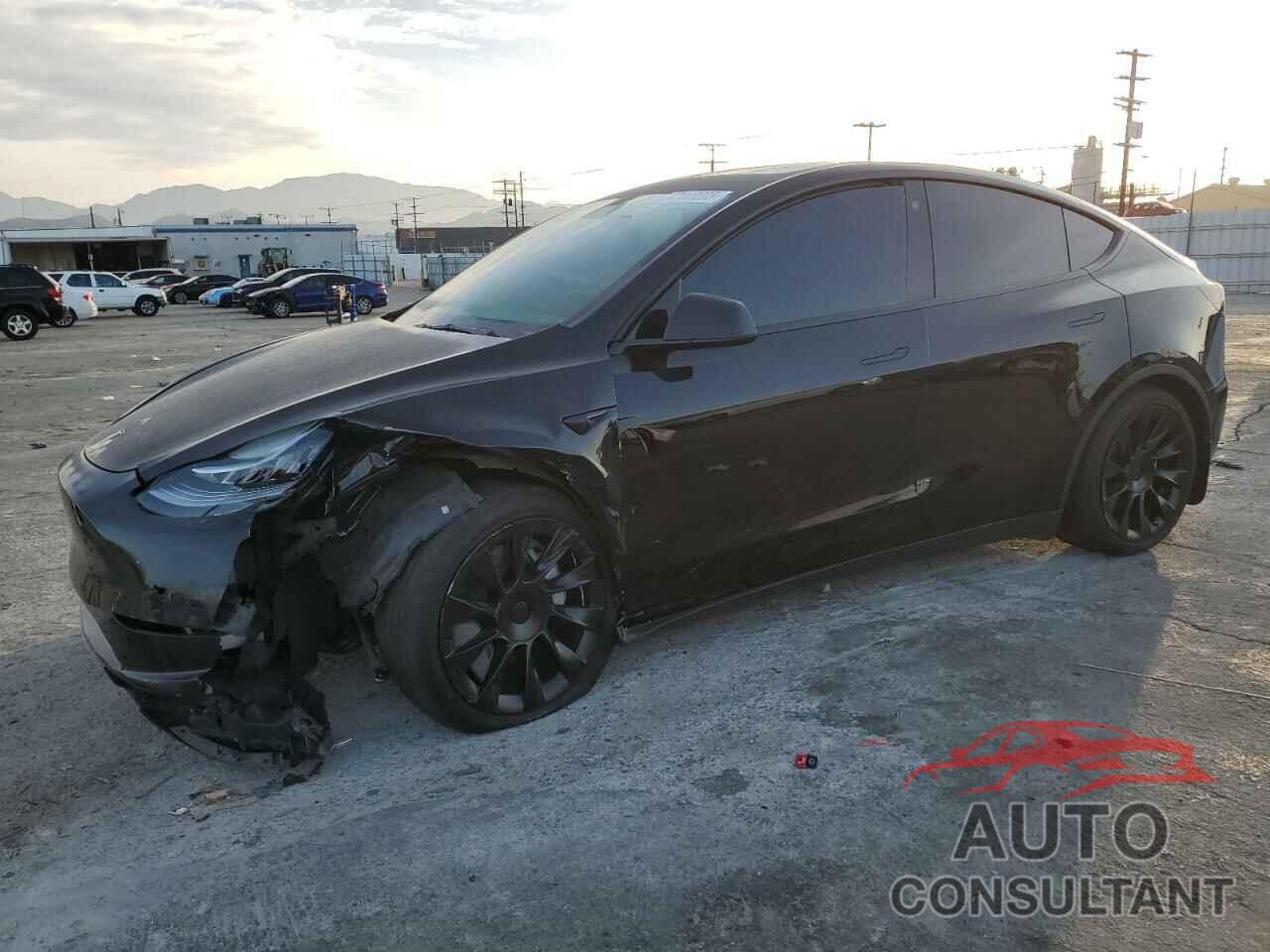 TESLA MODEL Y 2021 - 5YJYGDEE4MF270530