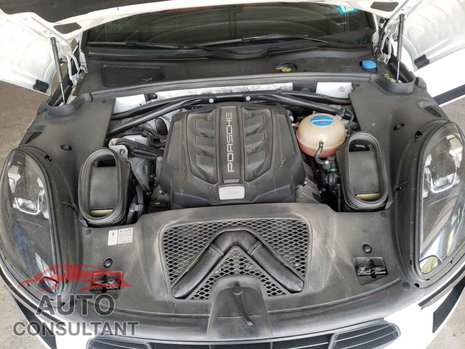 PORSCHE MACAN 2017 - WP1AG2A52HLB52229
