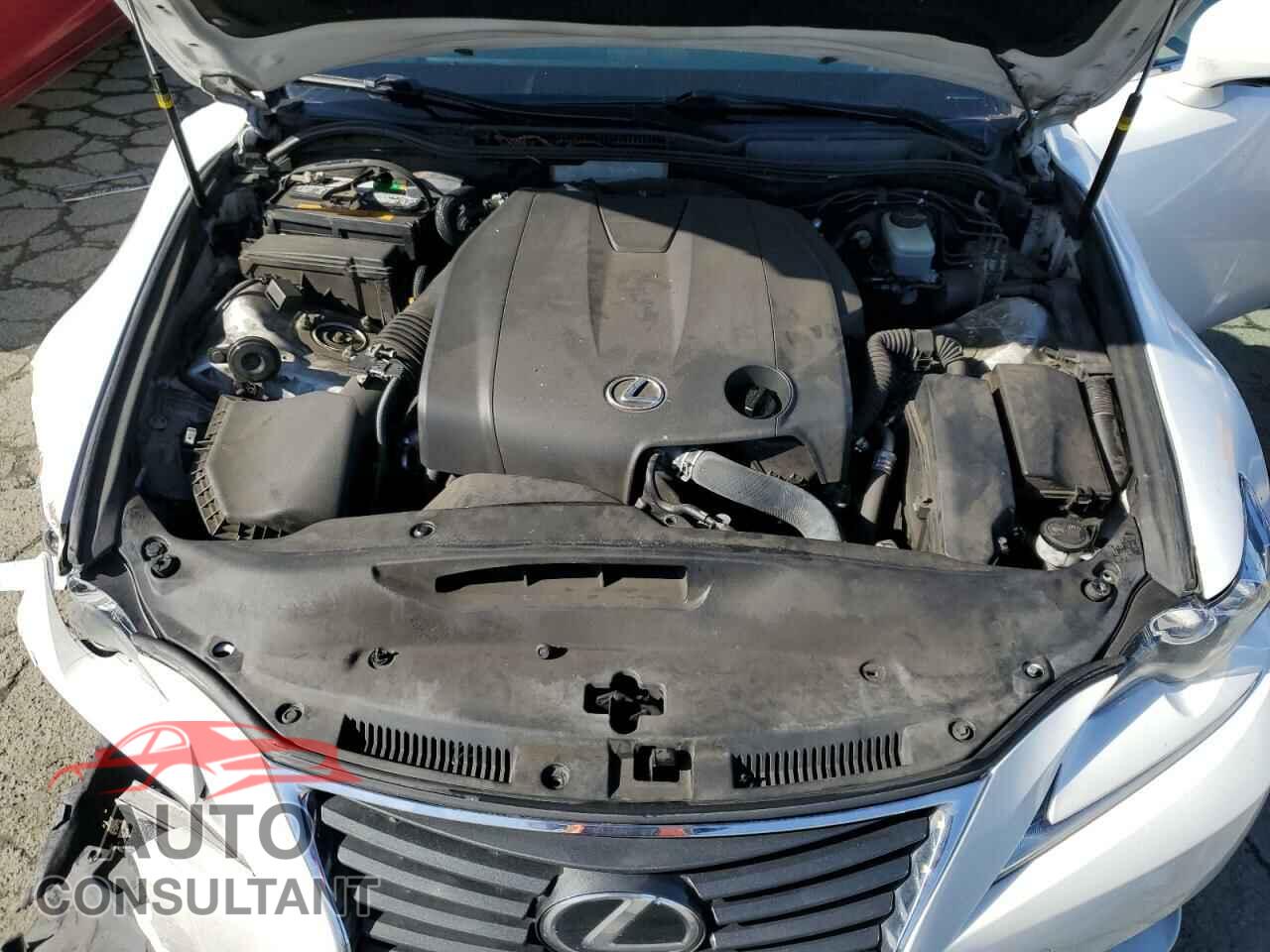 LEXUS IS 2015 - JTHBF1D20F5046205