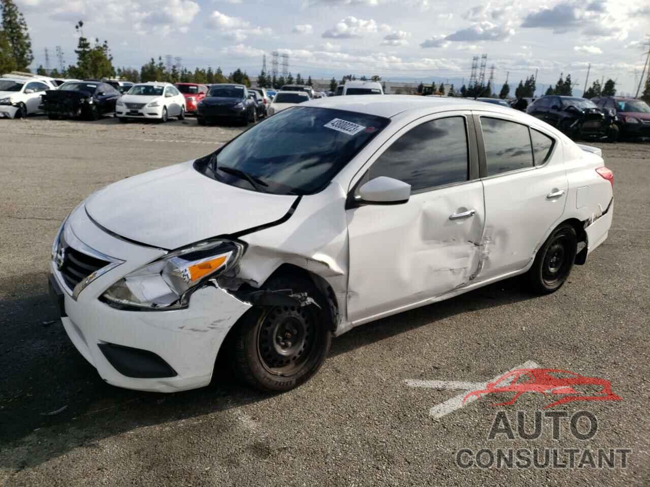 NISSAN VERSA 2017 - 3N1CN7APXHL808831