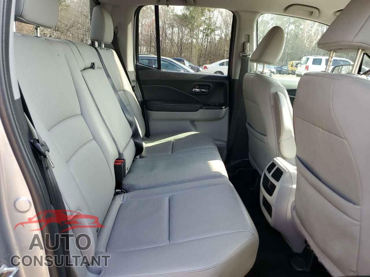 HONDA RIDGELINE 2017 - 5FPYK2F67HB010002