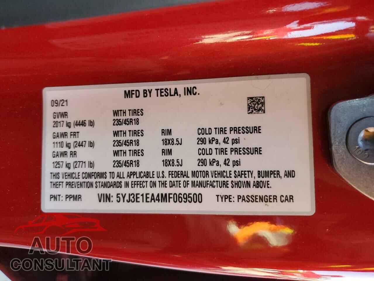 TESLA MODEL 3 2021 - 5YJ3E1EA4MF069500