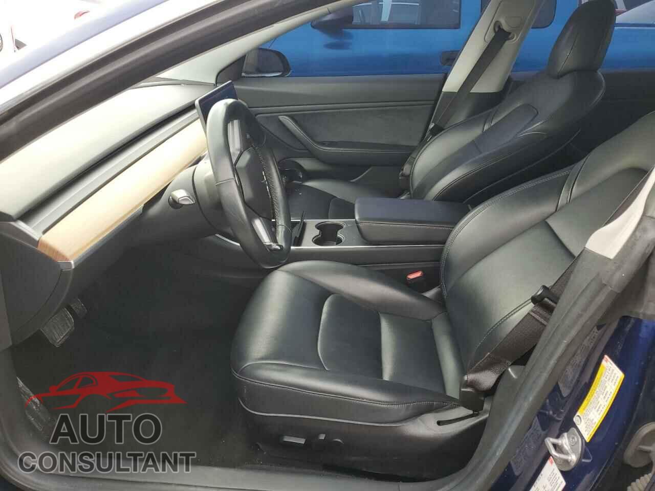 TESLA MODEL 3 2018 - 5YJ3E1EA0JF019494