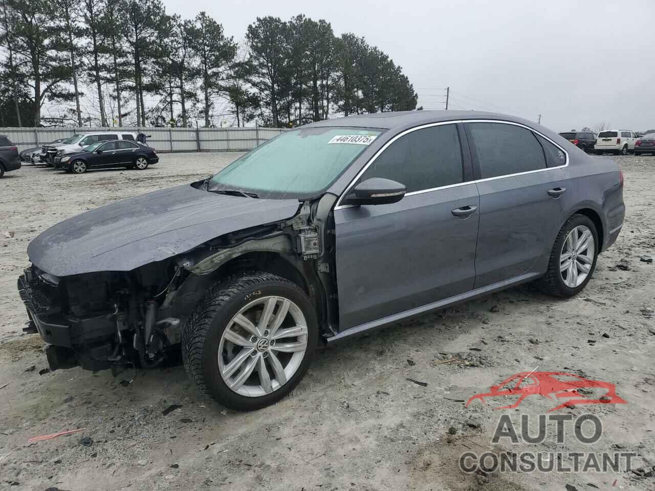VOLKSWAGEN PASSAT 2018 - 1VWBA7A32JC003356
