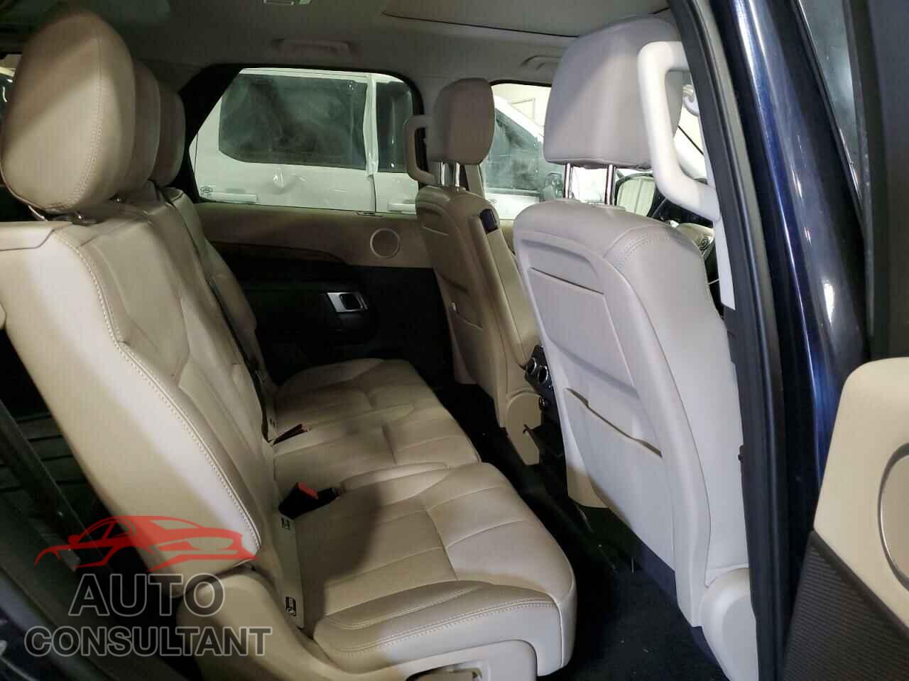 LAND ROVER DISCOVERY 2017 - SALRRBBK5HA038586