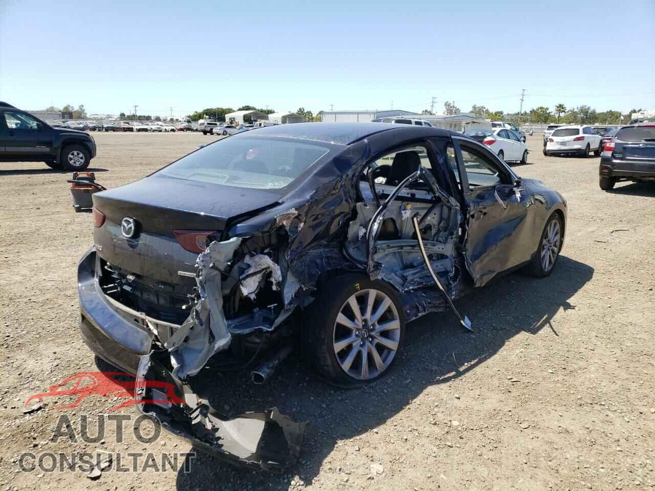 MAZDA 3 2021 - JM1BPABL4M1337417