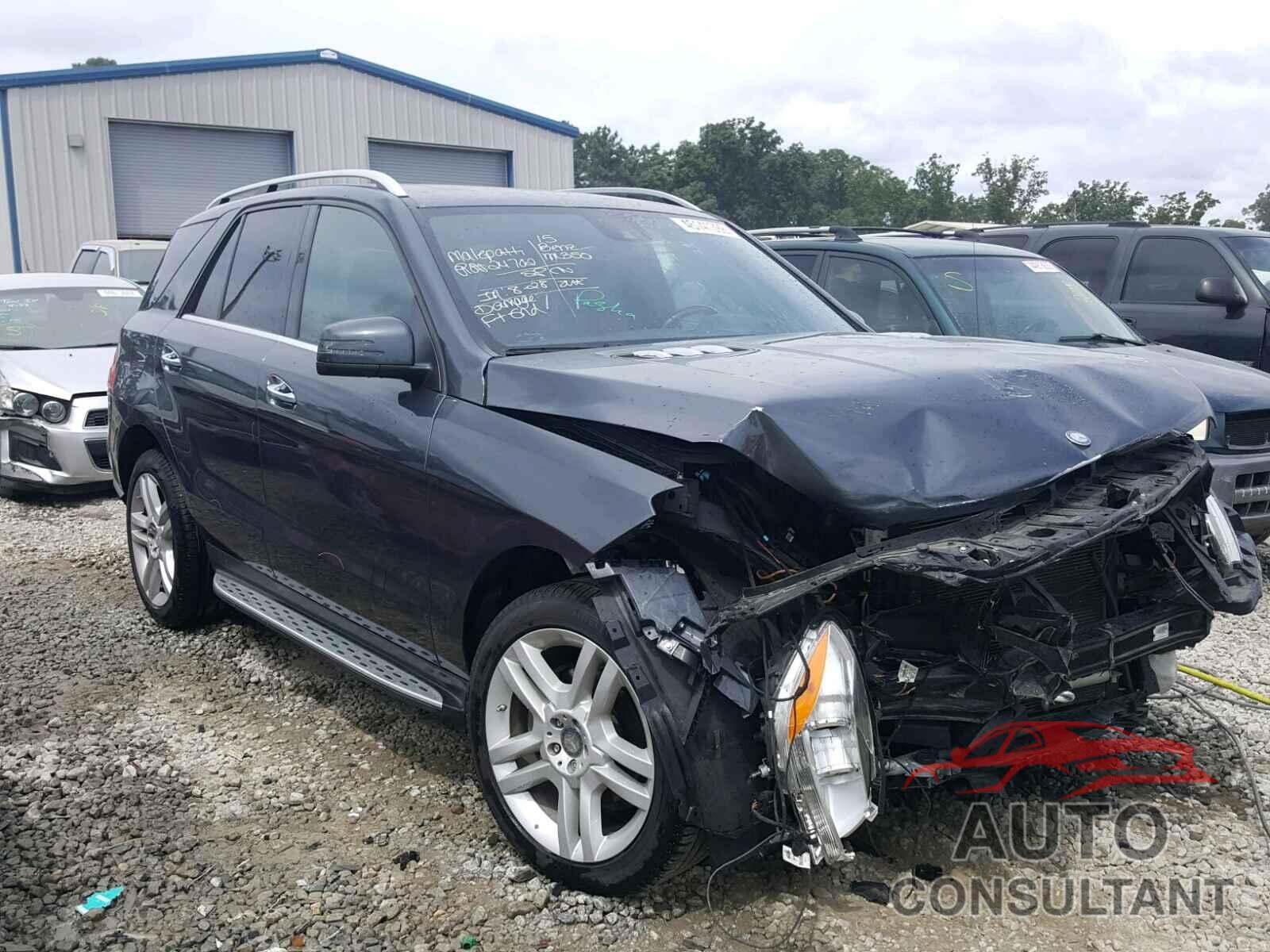 MERCEDES-BENZ ML 350 4MATIC 2015 - 4JGDA5HBXFA599912