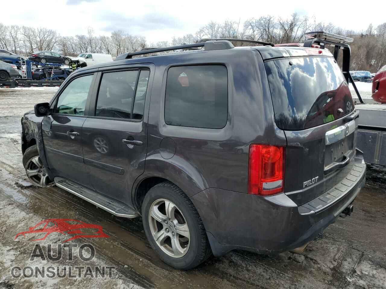 HONDA PILOT 2013 - 5FNYF4H51DB010035