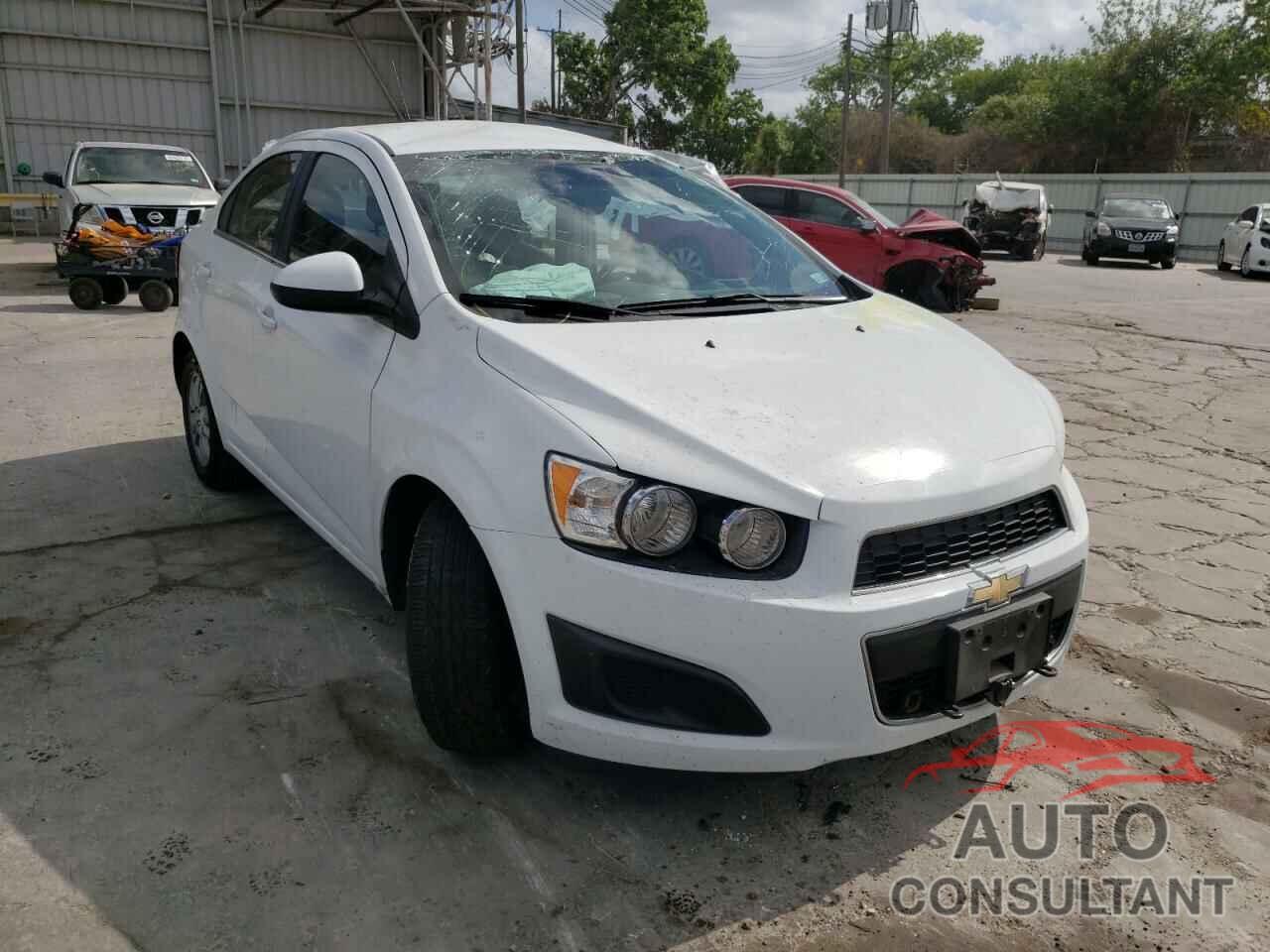 CHEVROLET SONIC 2016 - 1G1JC5SH8G4178777