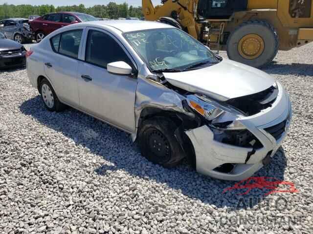 NISSAN VERSA 2019 - 3N1CN7APXKL827757