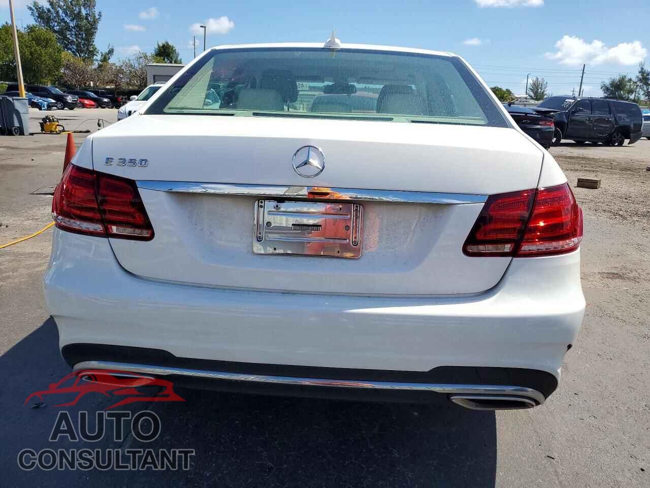MERCEDES-BENZ E-CLASS 2014 - WDDHF5KB9EB005115