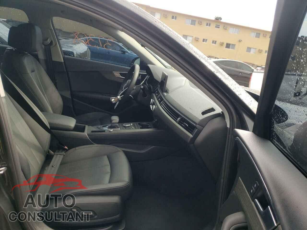 AUDI A4 2019 - WAUGMAF43KA114880