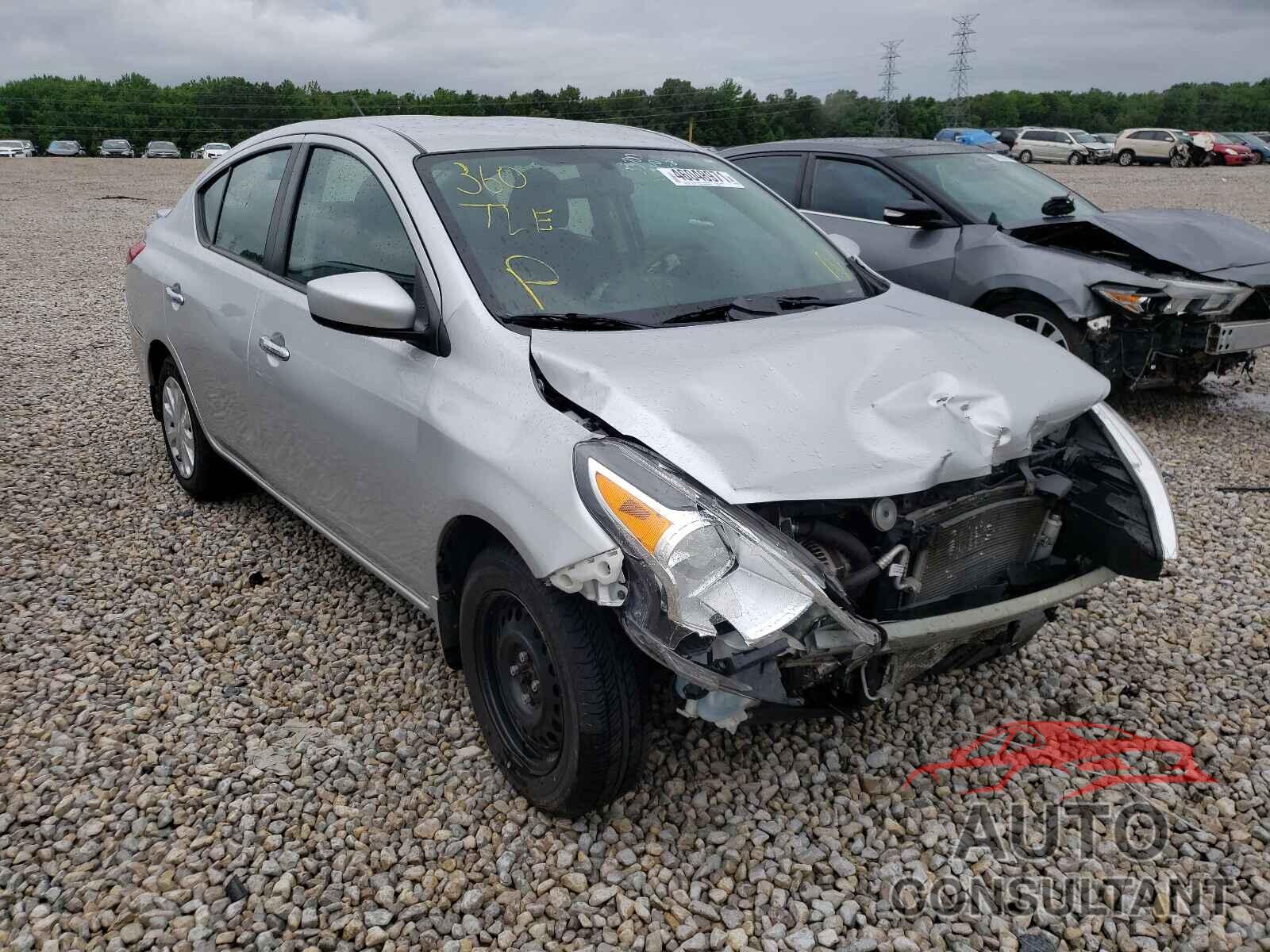 NISSAN VERSA 2018 - 3N1CN7AP0JL856098