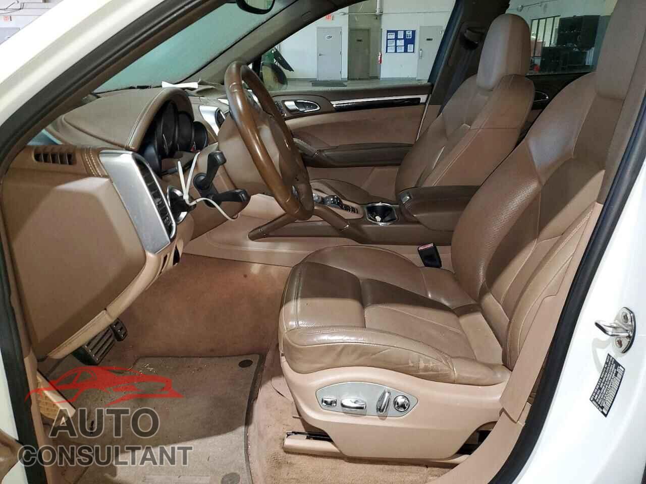 PORSCHE CAYENNE 2012 - WP1AB2A26CLA48341