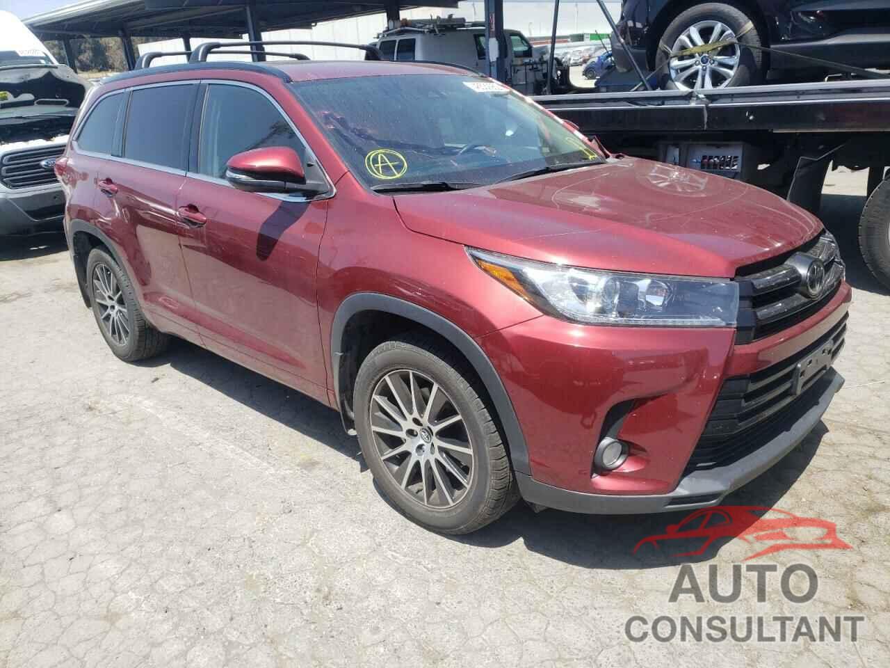 TOYOTA HIGHLANDER 2018 - 5TDJZRFH3JS558385