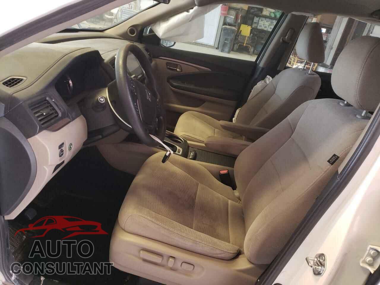 HONDA PILOT 2017 - 5FNYF5H36HB036141