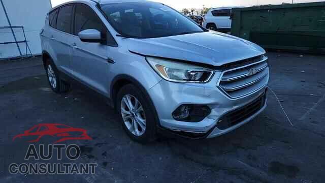 FORD ESCAPE 2017 - 1FMCU0GD4HUF02620