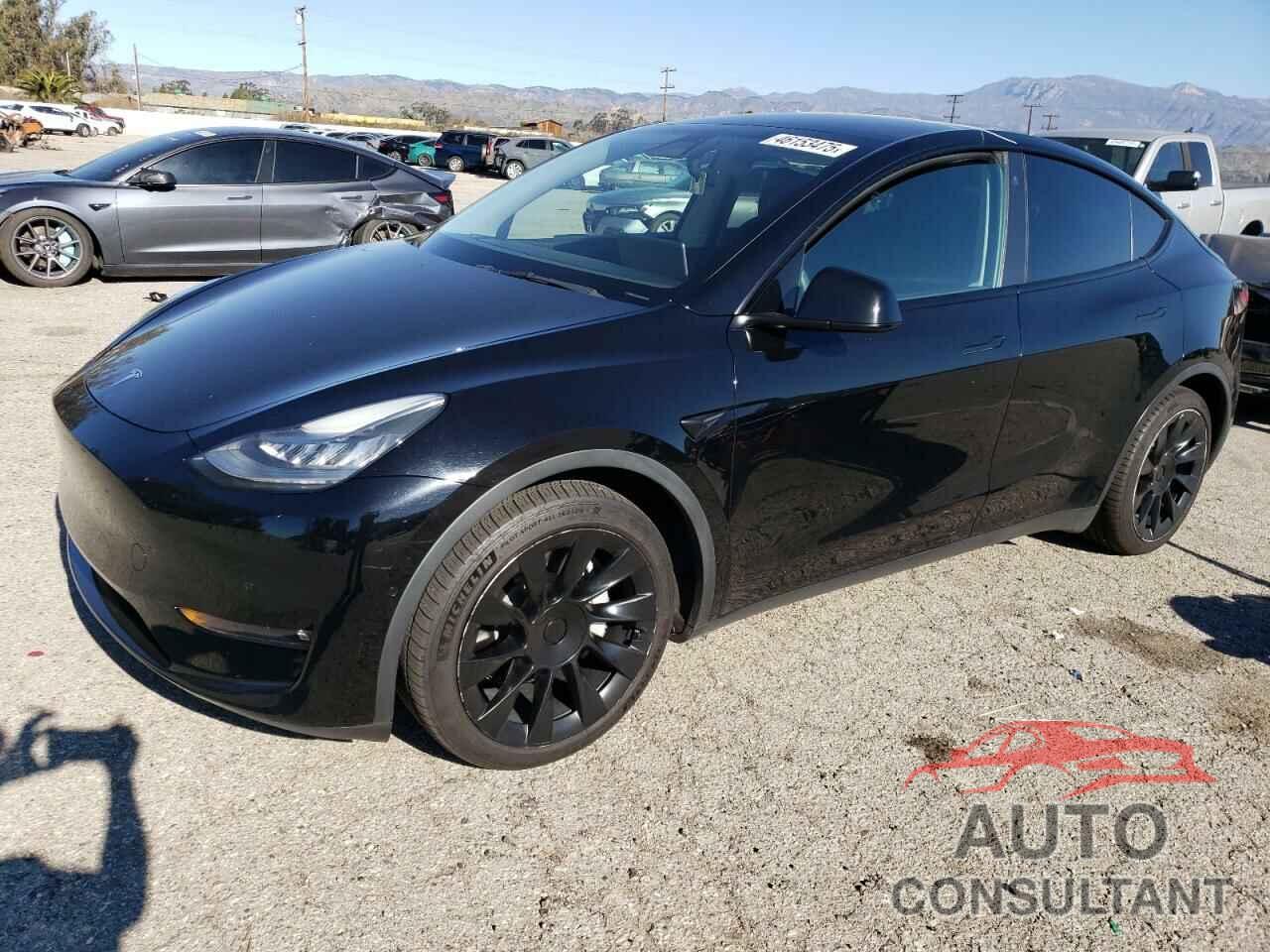 TESLA MODEL Y 2021 - 5YJYGAEE0MF115648