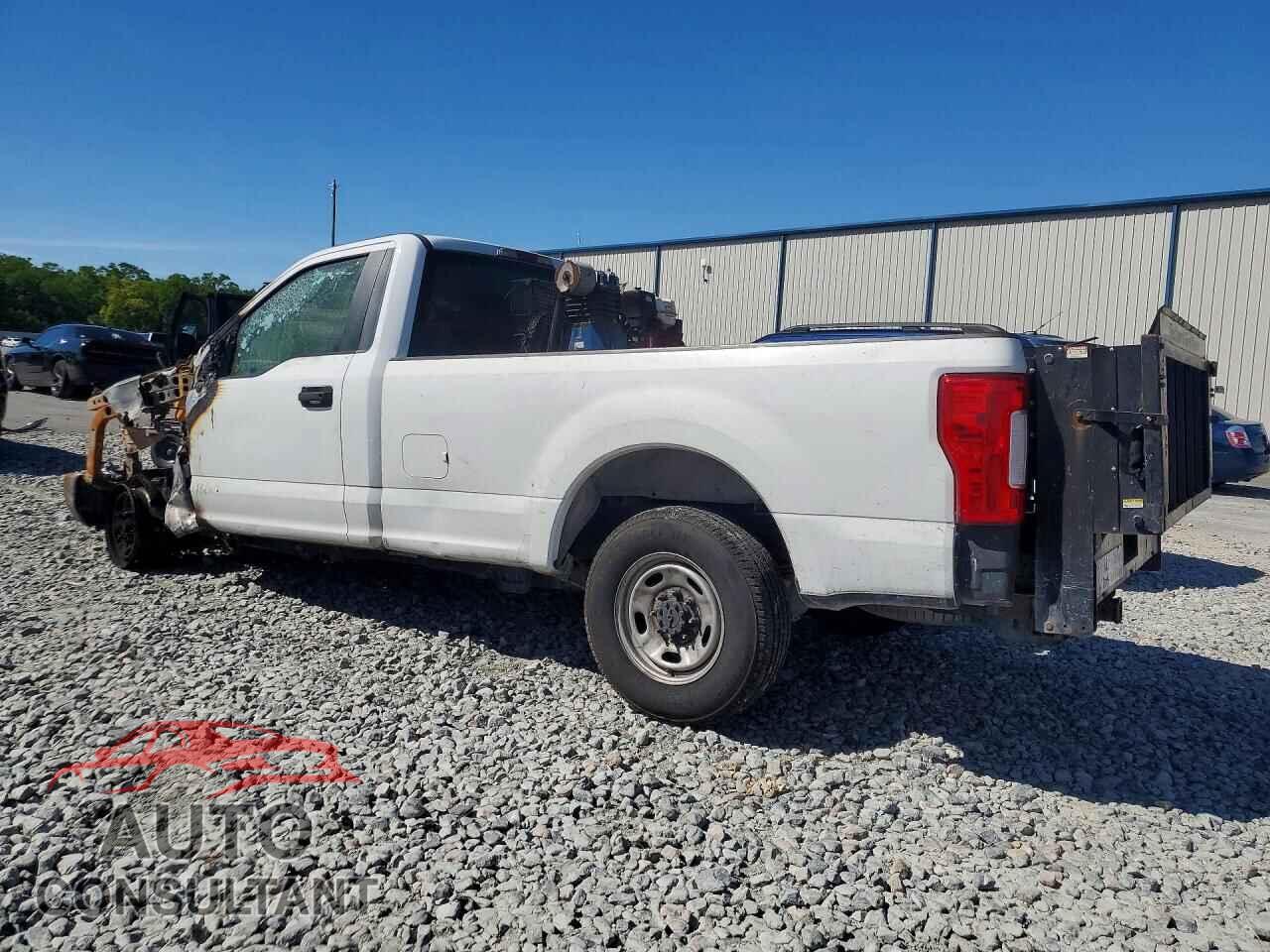 FORD F250 2017 - 1FTBF2A61HEE73832