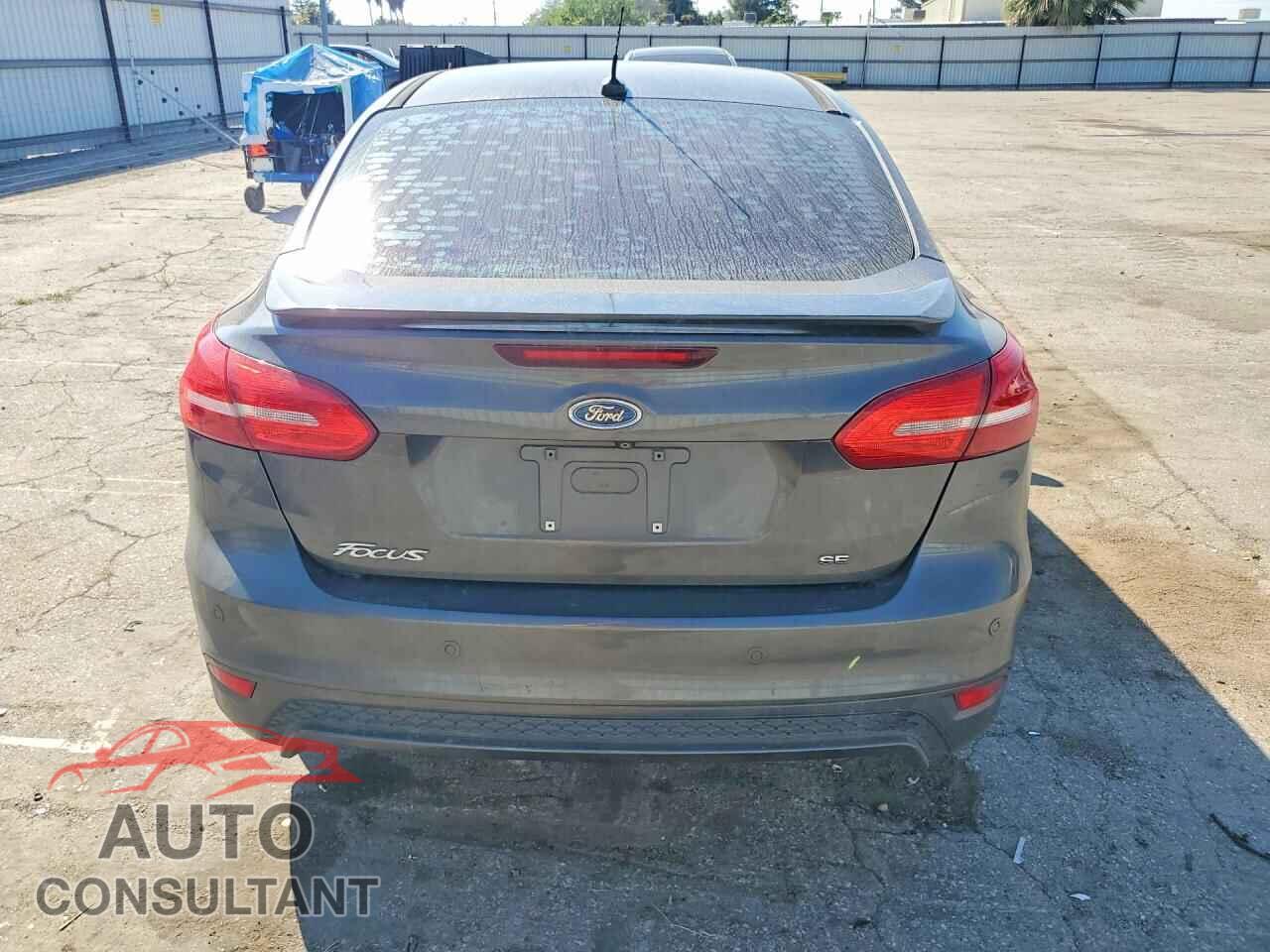 FORD FOCUS 2015 - 1FADP3F29FL324519