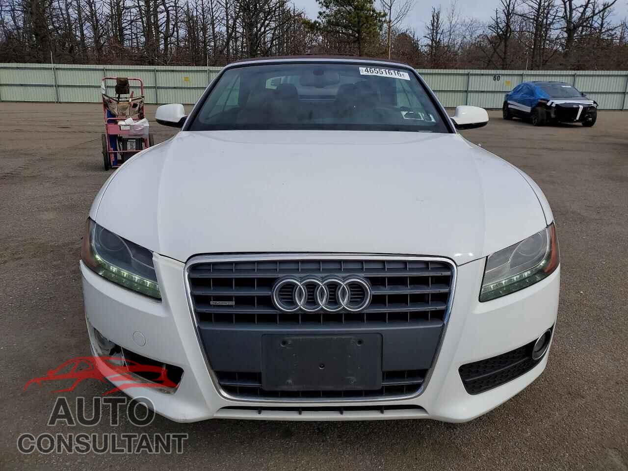 AUDI A5 2012 - WAULFAFH3CN004014
