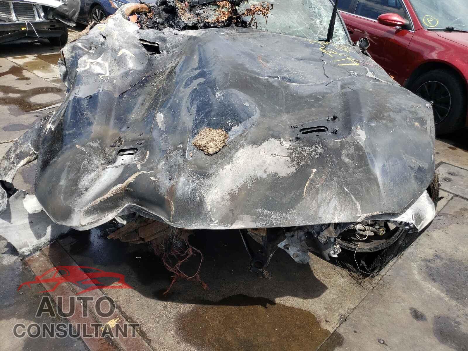 FORD MUSTANG 2018 - 1FATP8UH4J5135998