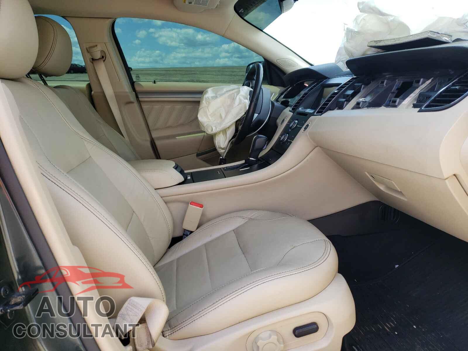 FORD TAURUS 2016 - 1FAHP2E81GG106909