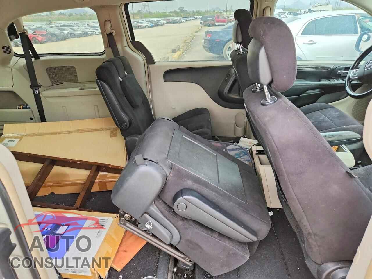 DODGE CARAVAN 2011 - 2D4RN5DG4BR662012