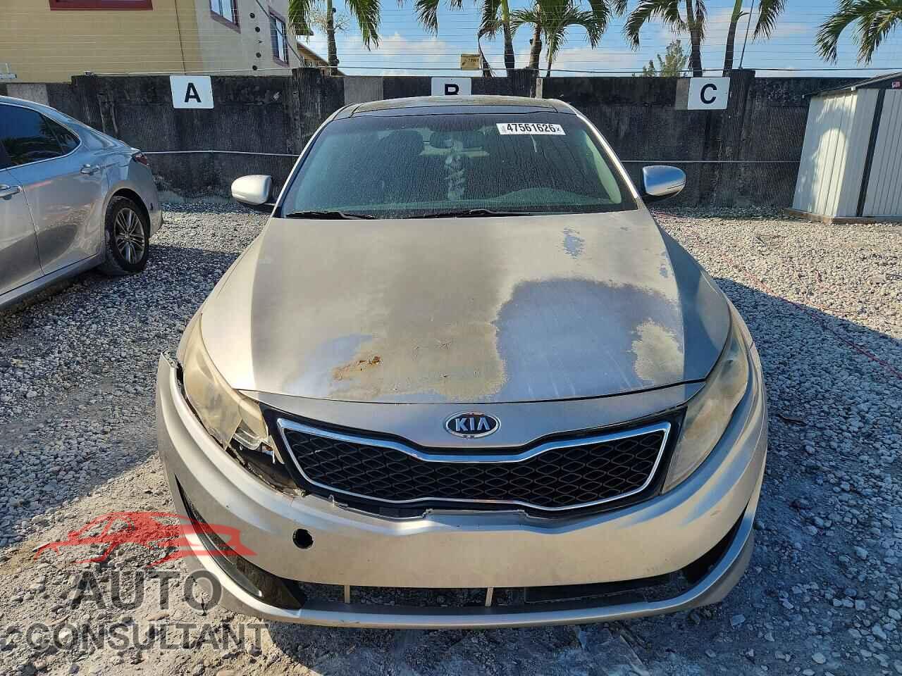 KIA OPTIMA 2012 - 5XXGR4A6XCG025635