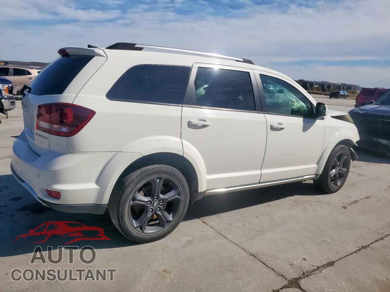 DODGE JOURNEY 2020 - 3C4PDCGB7LT267428