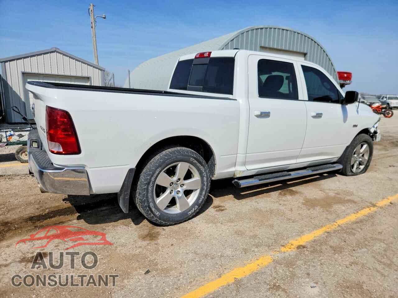 DODGE RAM 1500 2012 - 1C6RD7LT0CS264913