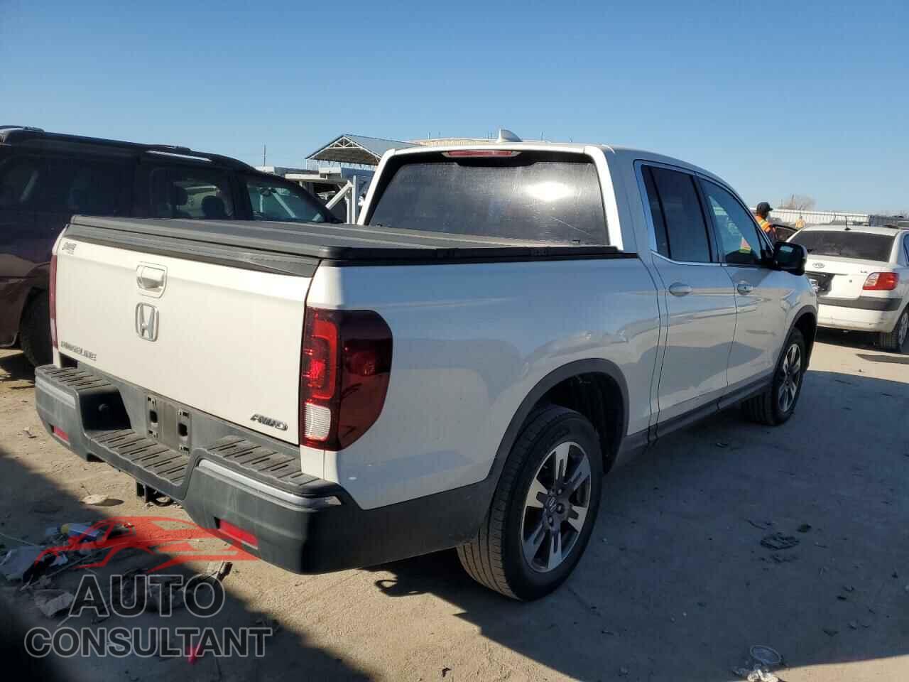 HONDA RIDGELINE 2017 - 5FPYK3F67HB039375