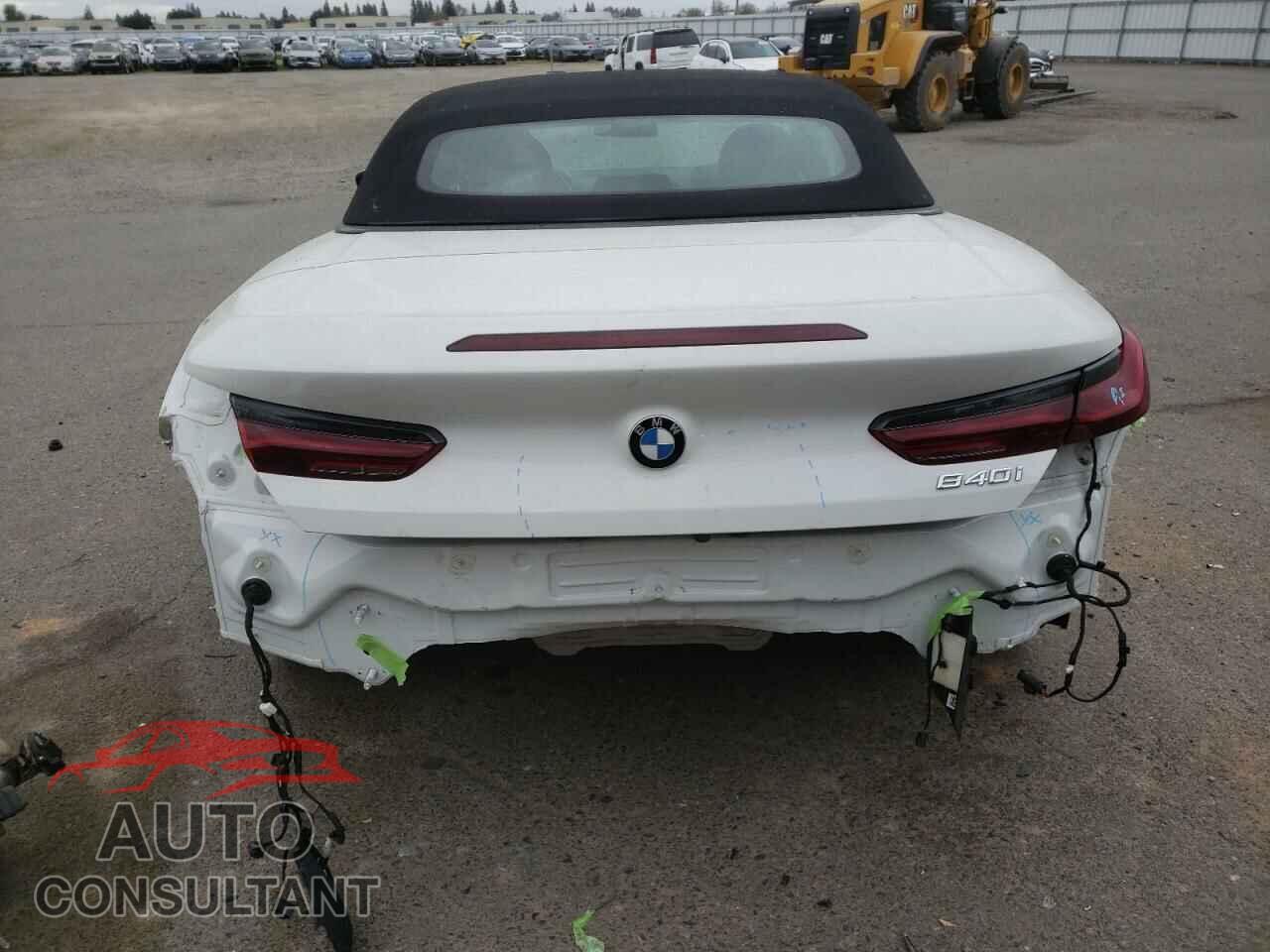 BMW 8 SERIES 2022 - WBADZ2C04NCK03233
