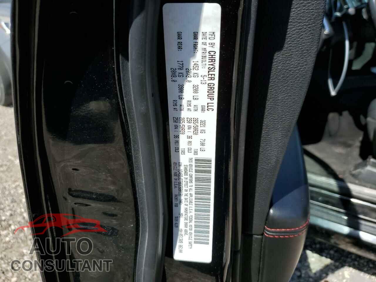 DODGE DURANGO 2013 - 1C4SDJCT8DC680131