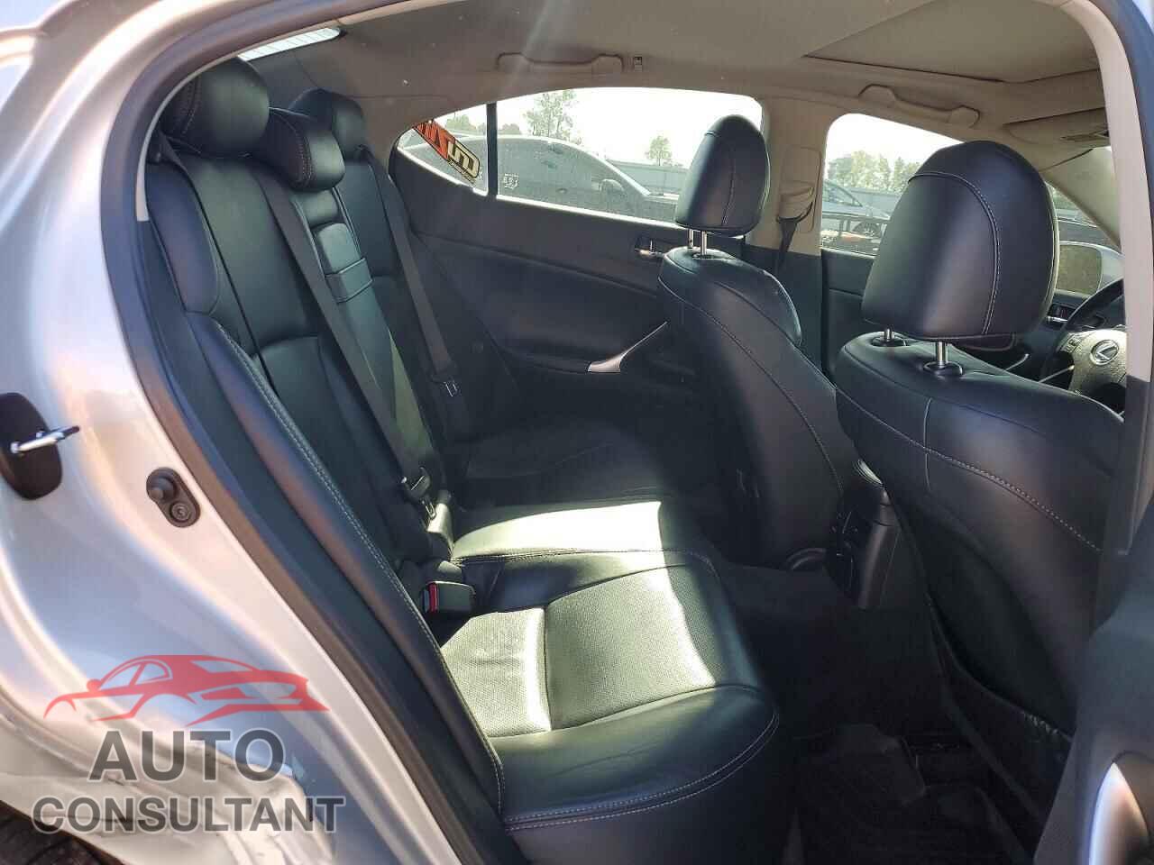 LEXUS IS 2010 - JTHCF5C20A5041561