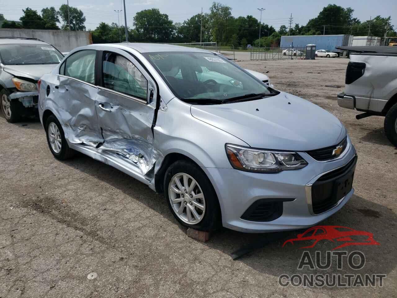 CHEVROLET SONIC 2017 - 1G1JD5SHXH4114979