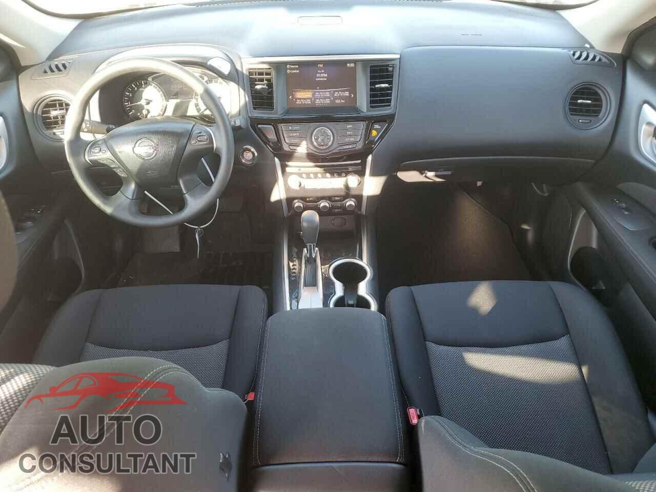 NISSAN PATHFINDER 2017 - 5N1DR2MN2HC623151