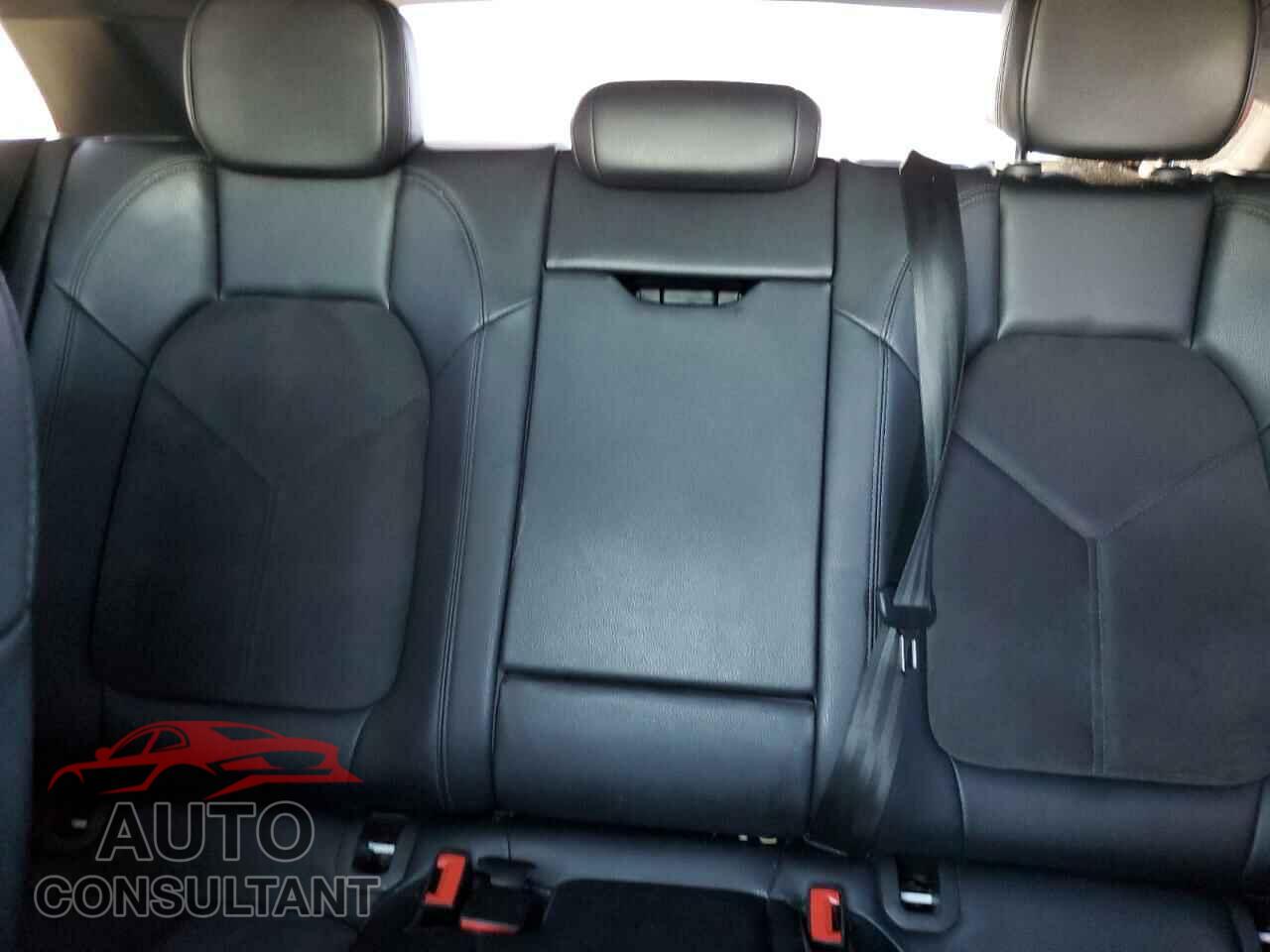 PORSCHE MACAN 2017 - WP1AA2A56HLB80018