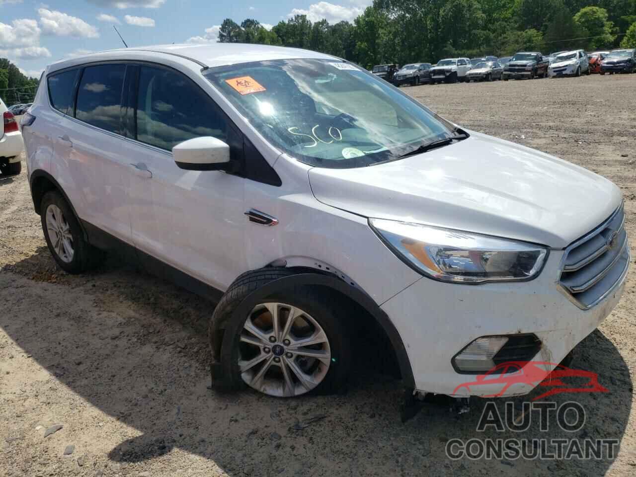 FORD ESCAPE 2017 - 1FMCU9GD2HUD94602