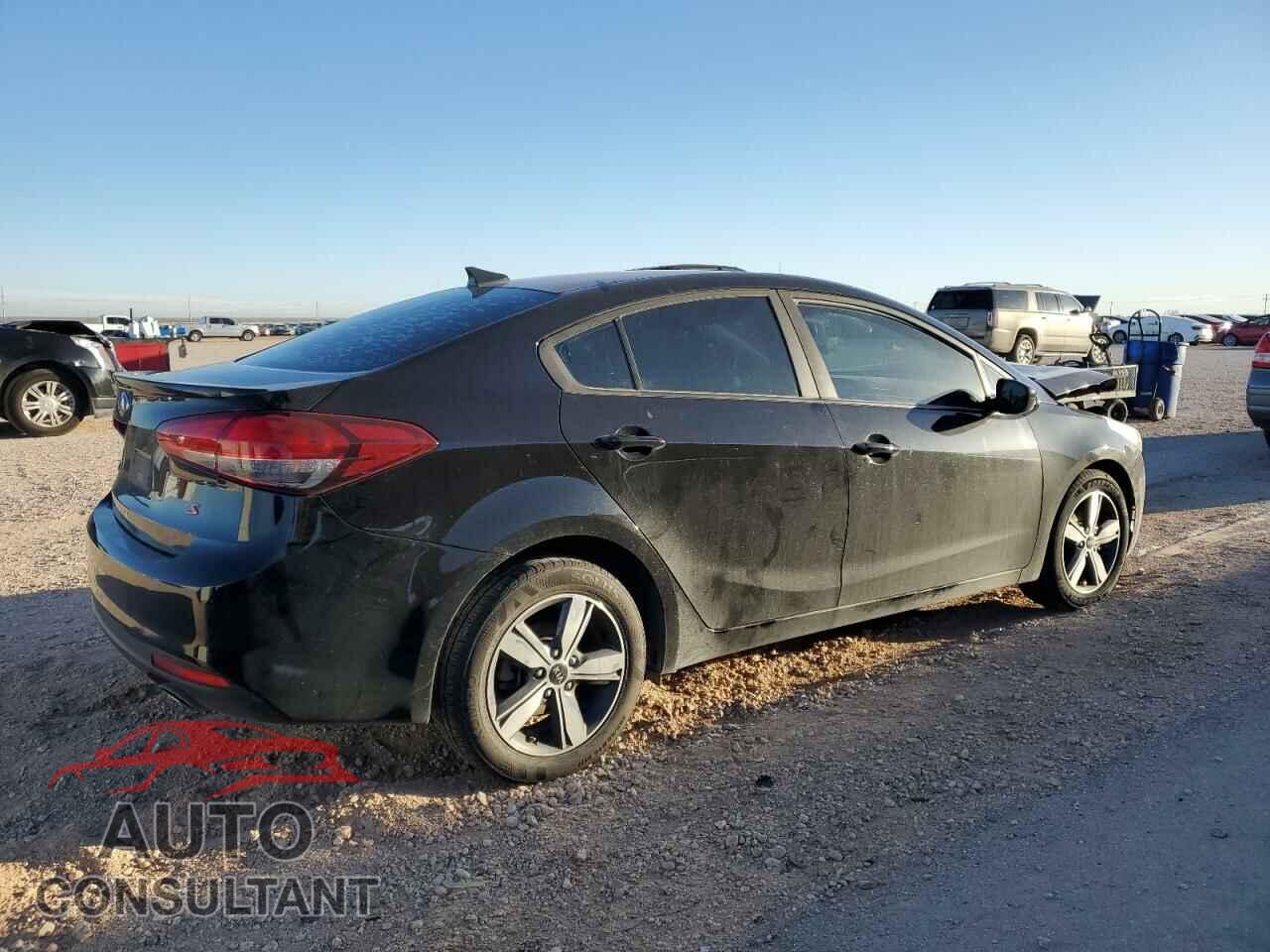 KIA FORTE 2018 - 3KPFL4A73JE240558