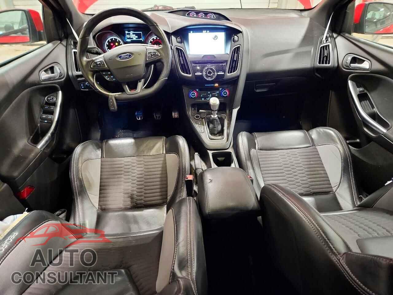 FORD FOCUS 2016 - 1FADP3L94GL377678