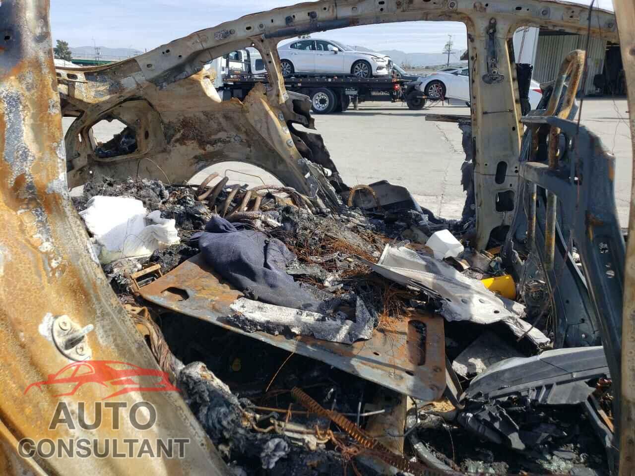 TESLA MODEL 3 2019 - 5YJ3E1EB5KF365826
