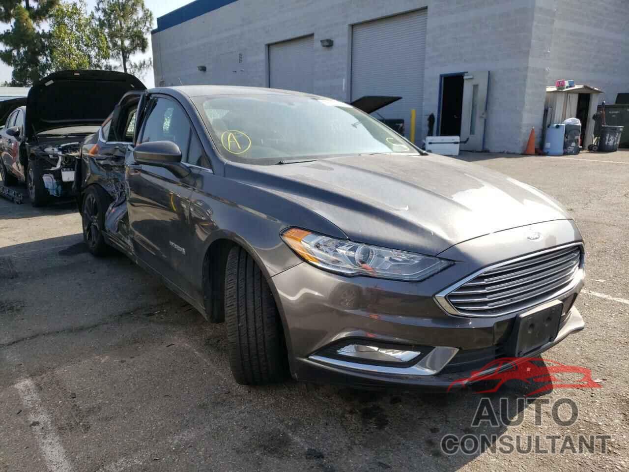 FORD FUSION 2018 - 3FA6P0LU5JR269185