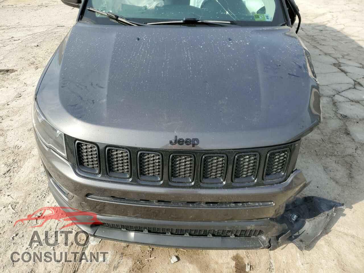 JEEP COMPASS 2018 - 3C4NJDBB8JT433658