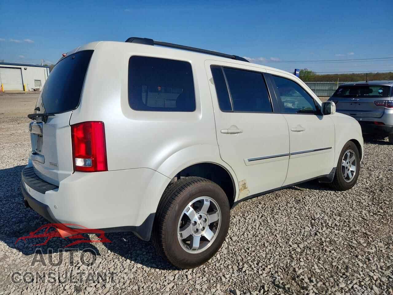 HONDA PILOT 2011 - 5FNYF3H9XBB019505