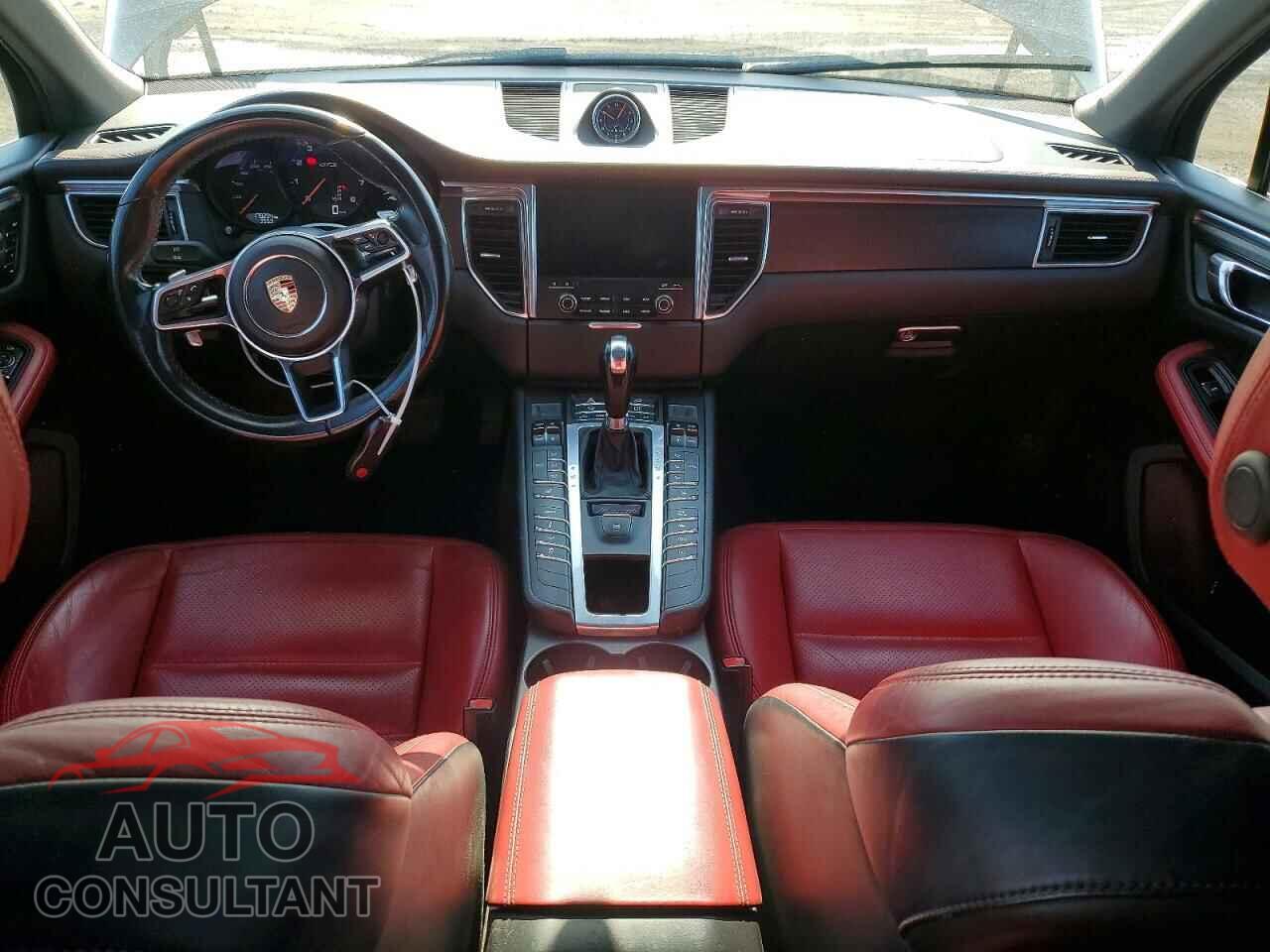 PORSCHE MACAN 2017 - WP1AG2A55HLB54704