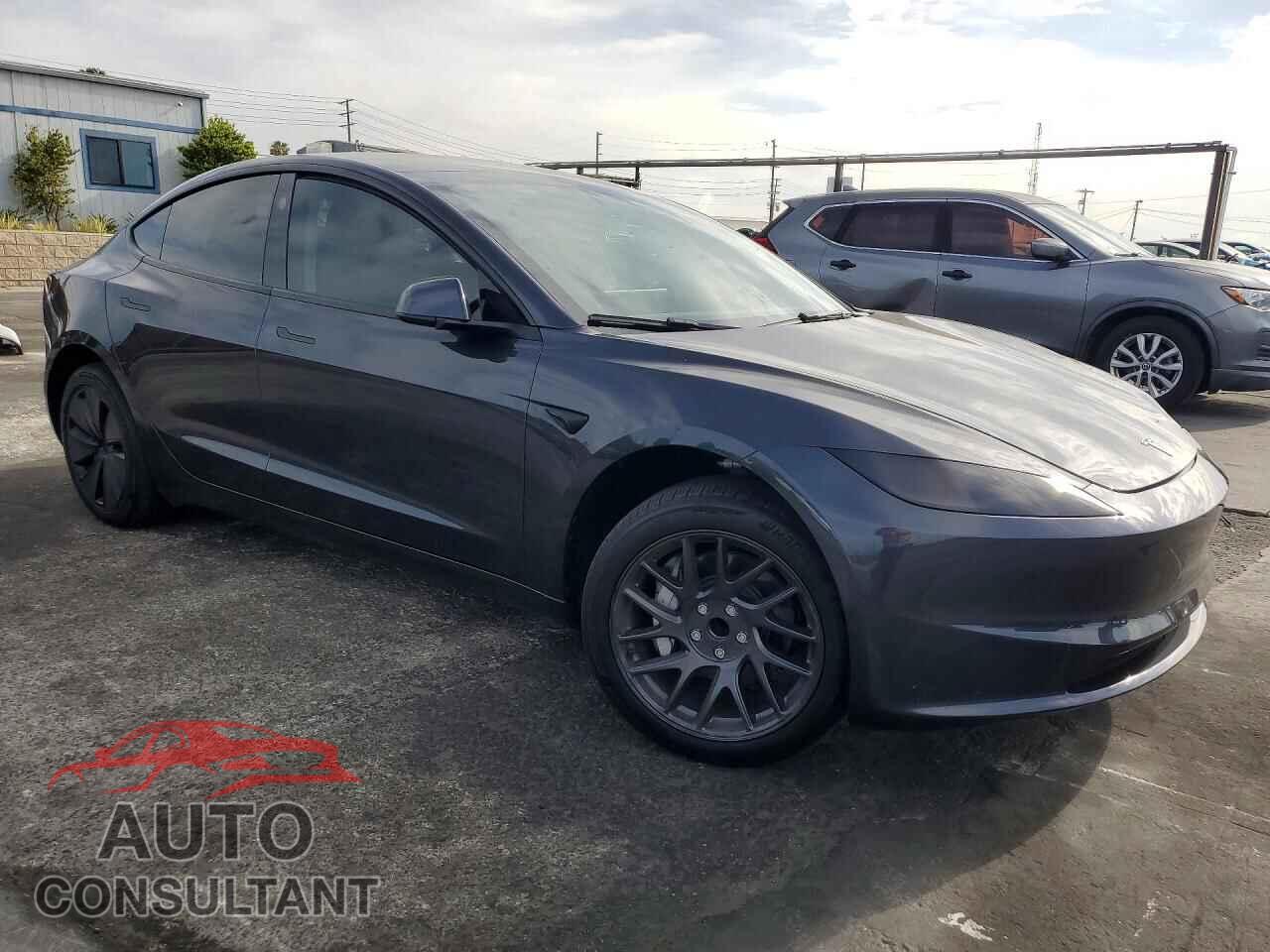 TESLA MODEL 3 2025 - 5YJ3E1EA5SF030864