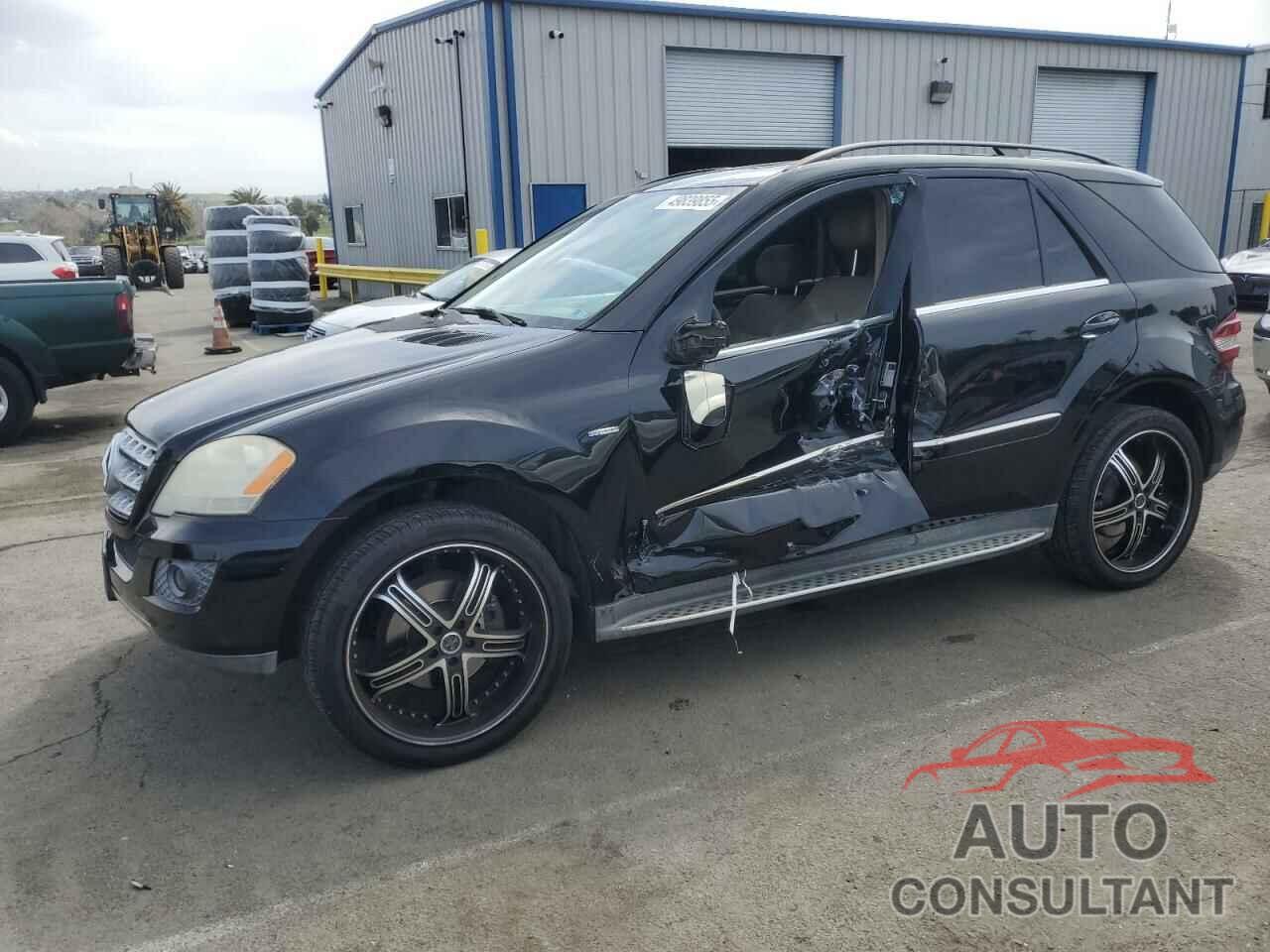 MERCEDES-BENZ M-CLASS 2010 - 4JGBB2FB5AA596950