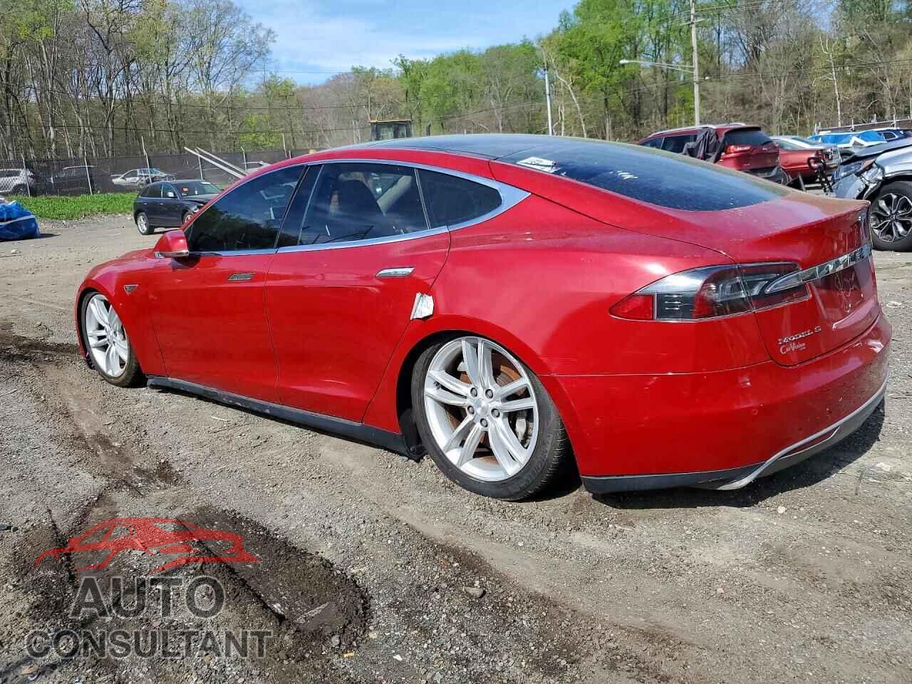 TESLA MODEL S 2015 - 5YJSA4H13FF082004