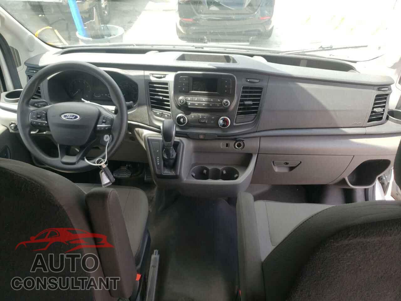 FORD TRANSIT CO 2020 - 1FTBR1C86LKA51307